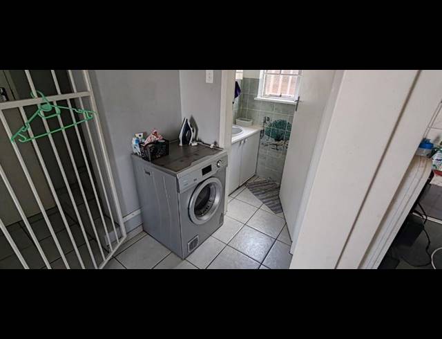 2 BEDROOM TOWNHOUSE FOR SALE IN ROODEPOORT